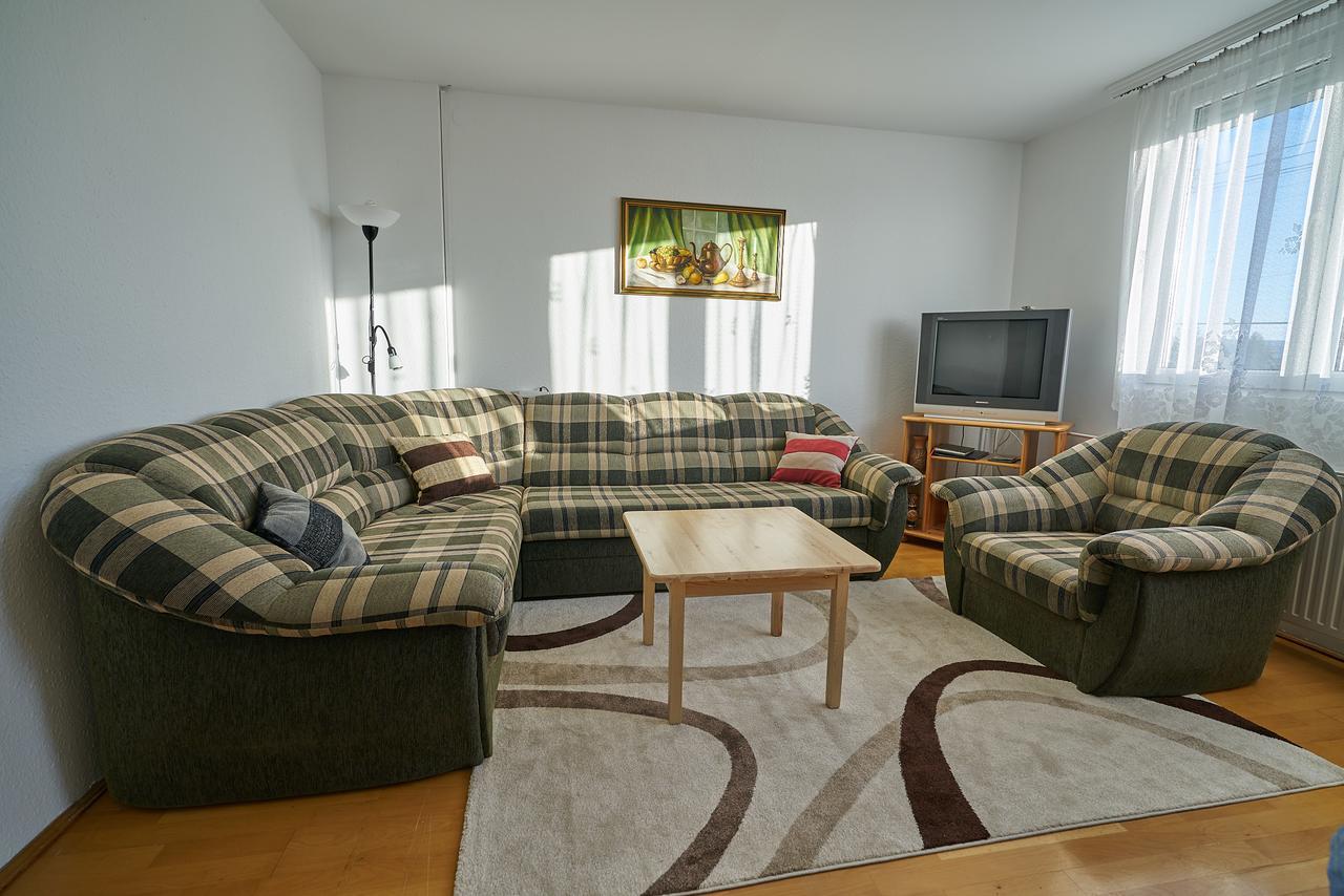 Fecske Vendeghaz Apartment Heviz Exterior photo